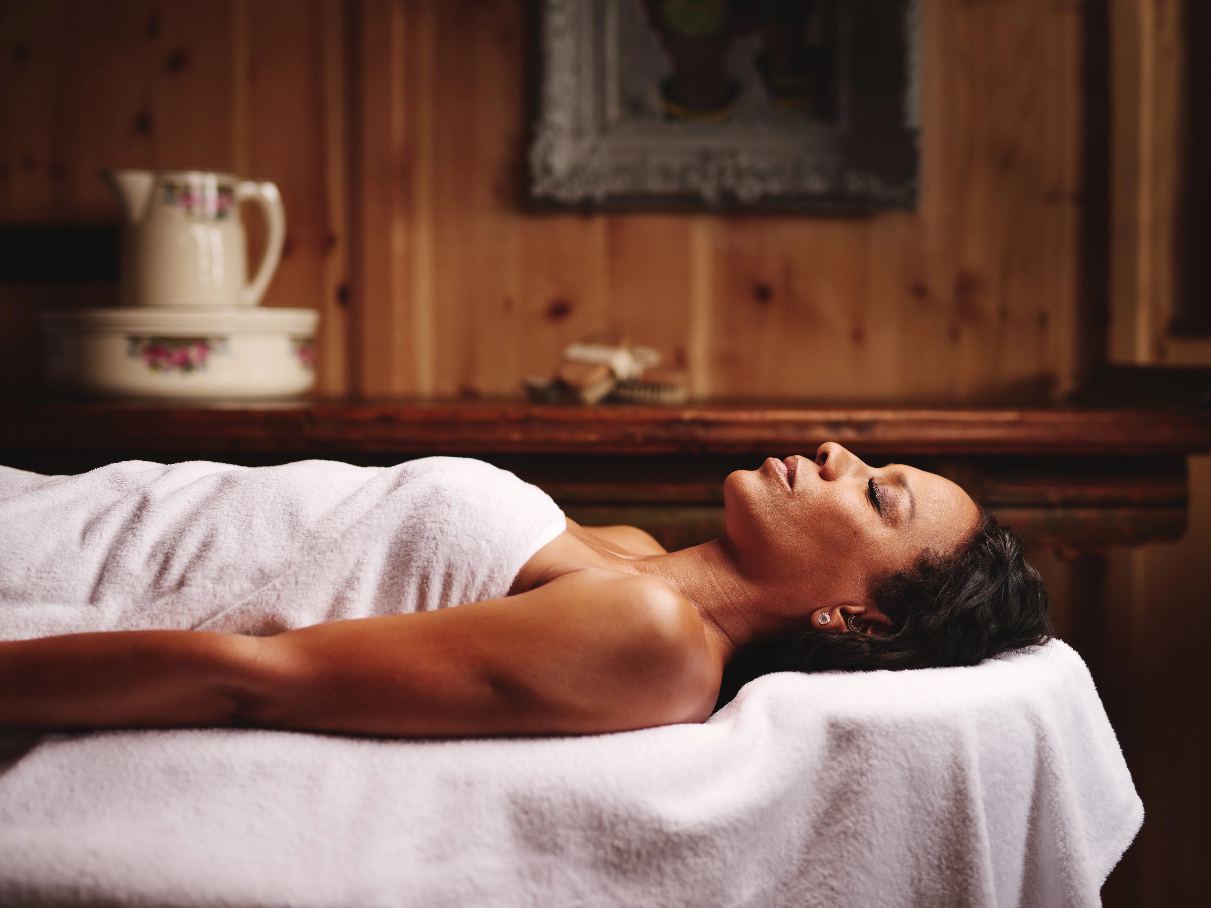 Das Posthotel - Luxury ski hotel gallery image 13 showing alpine architecture, interior design, or mountain views