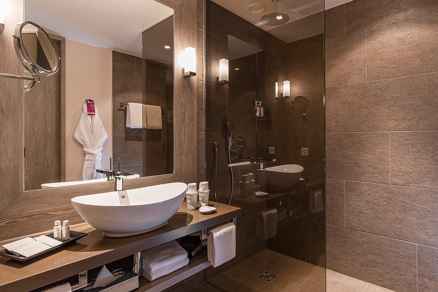 AMERON Davos Swiss Mountain Resort - Luxury ski hotel gallery image 7 showing alpine architecture, interior design, or mountain views