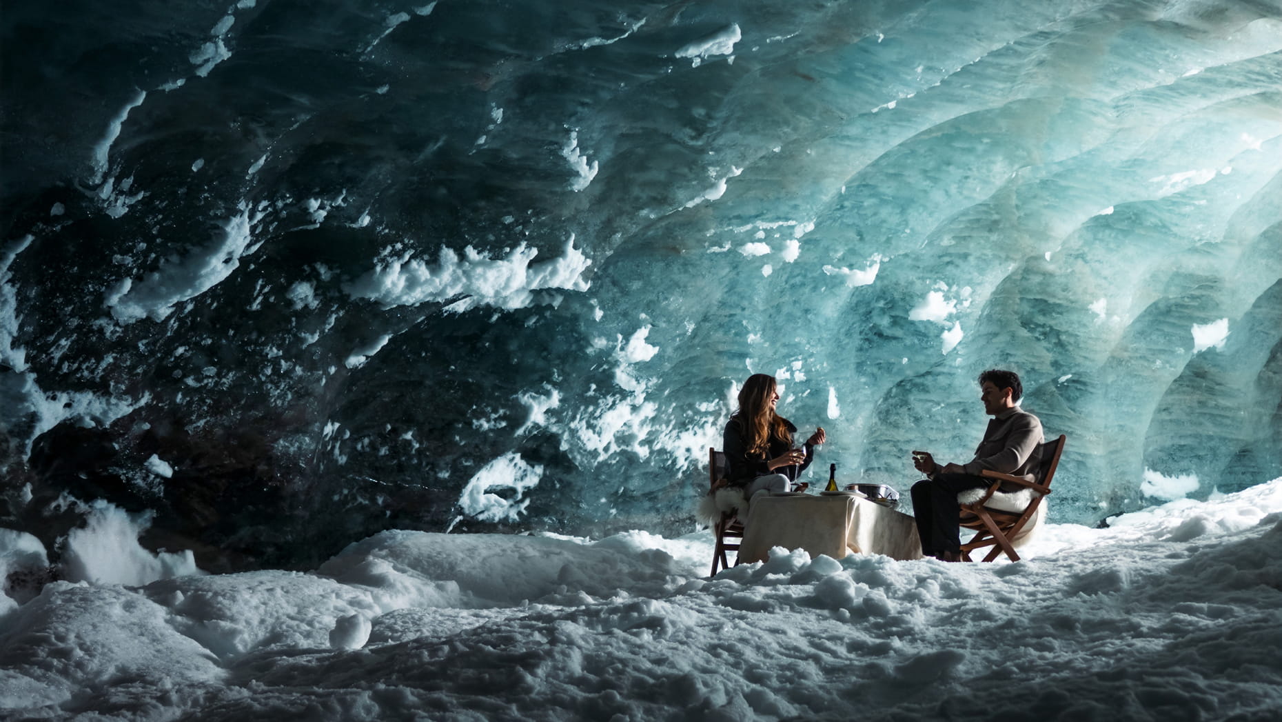 Four Seasons Whistler - Luxury ski hotel gallery image 19 showing alpine architecture, interior design, or mountain views