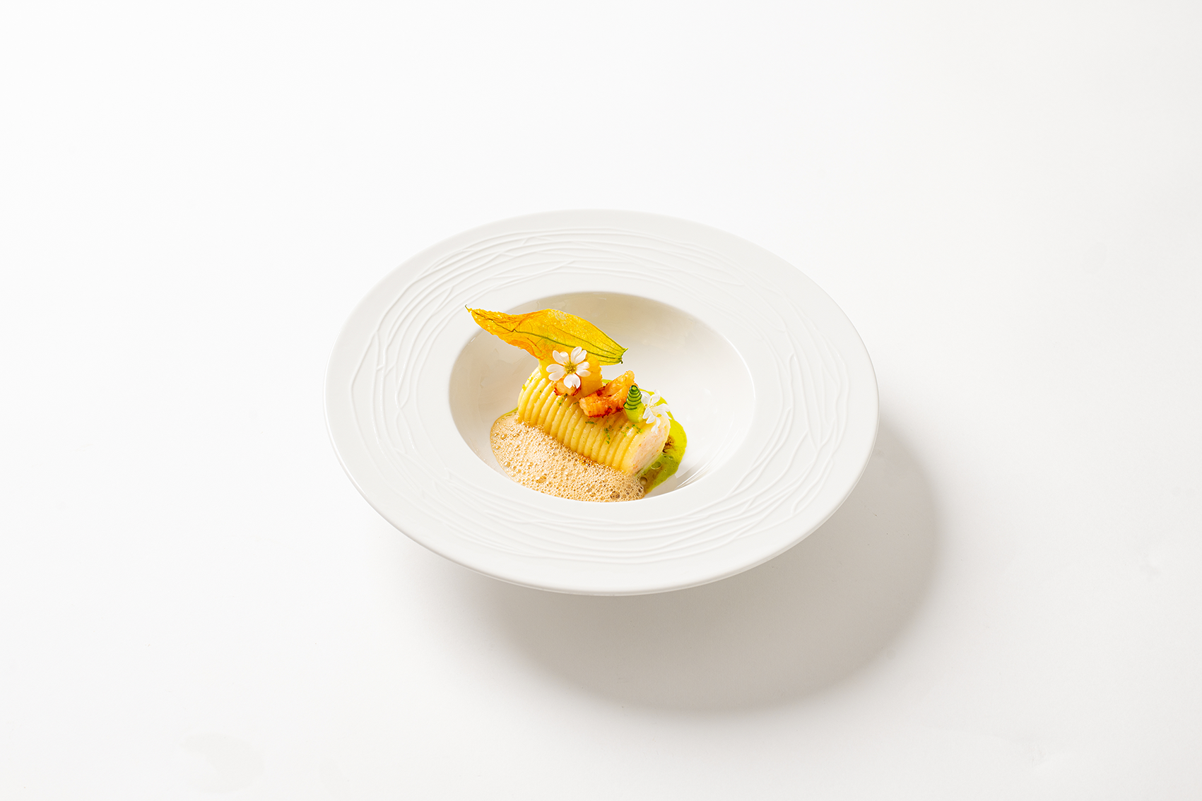 Au Club Alpin - Luxury ski hotel gallery image 10 showing alpine architecture, interior design, or mountain views