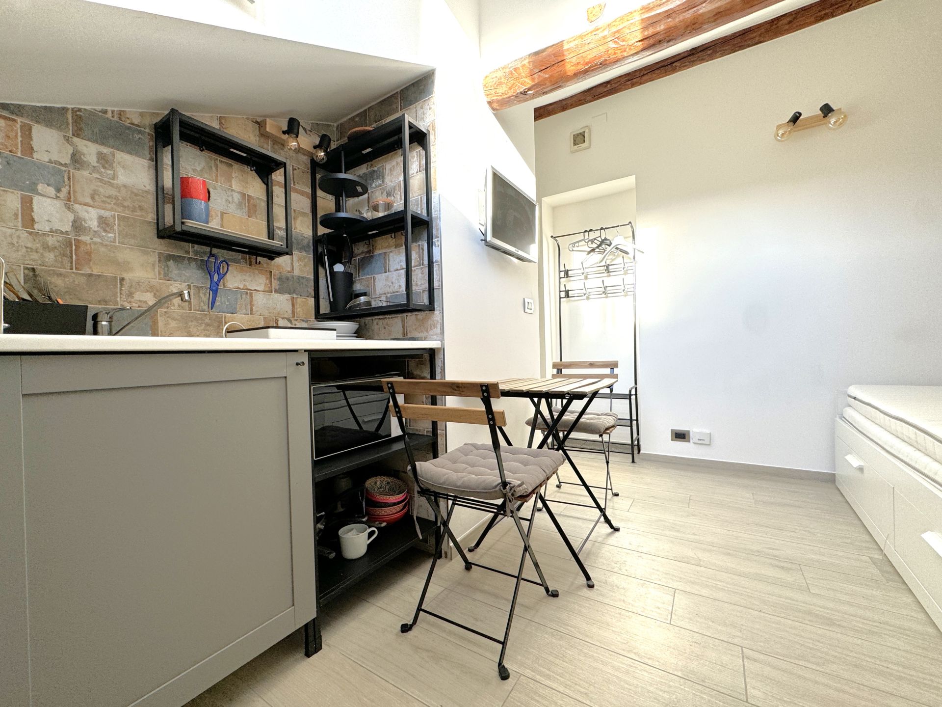 Monolocale - P.ta Venezia (MI)