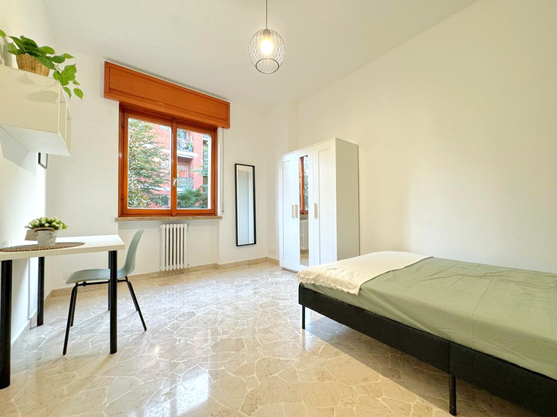 Stanza matrimoniale - M3/FN AFFORI NORD