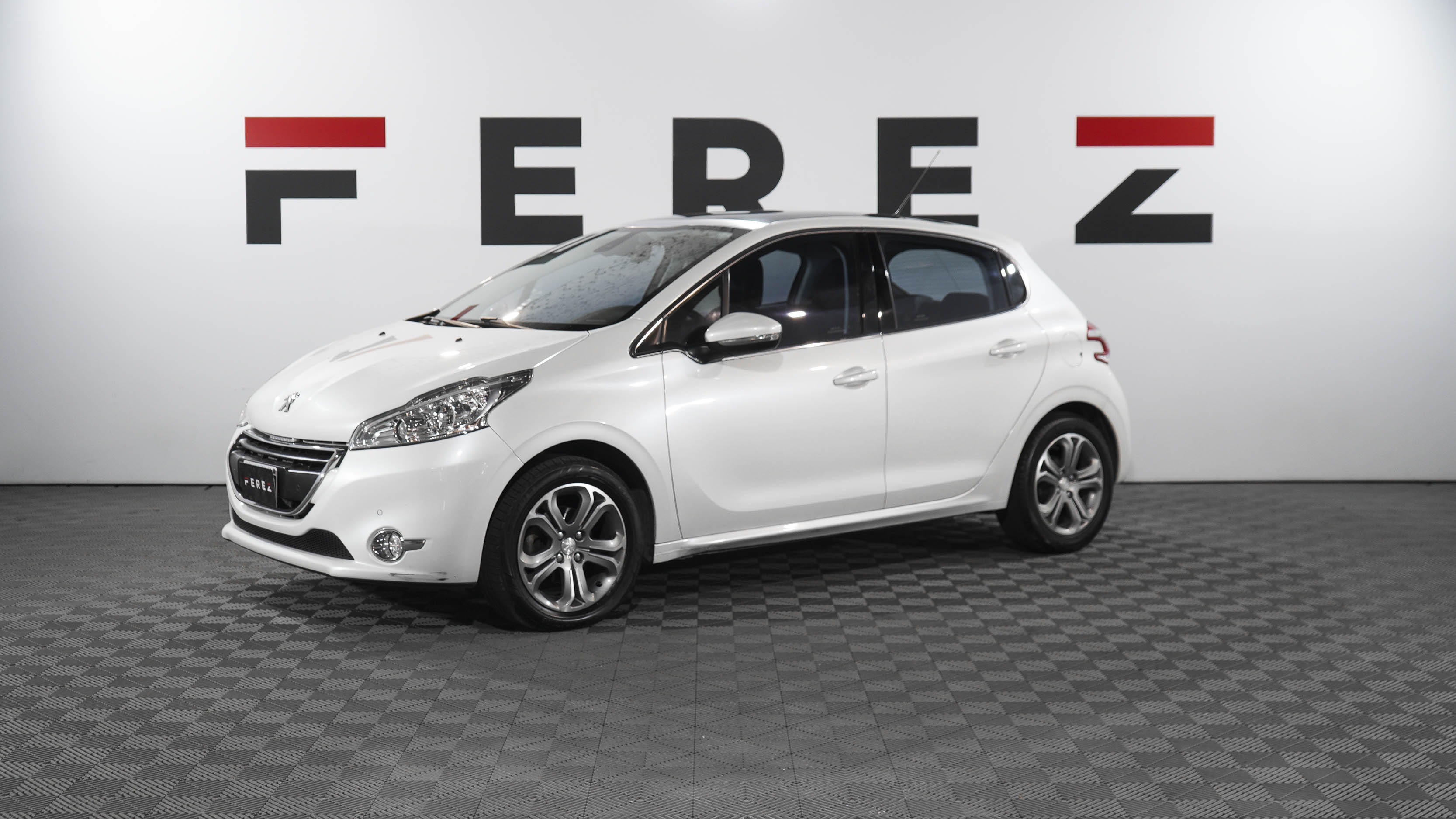 peugeot 208 1.6 feline pack cuir