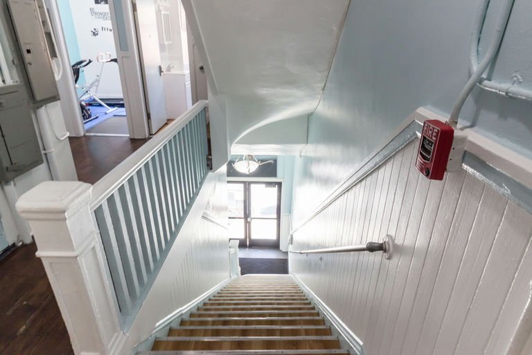 More Images - Image 4