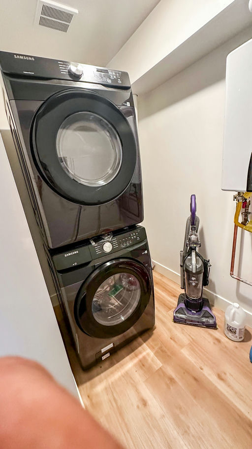 More Images - Image 3