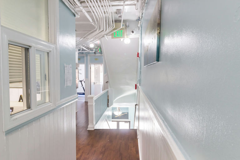 More Images - Image 6