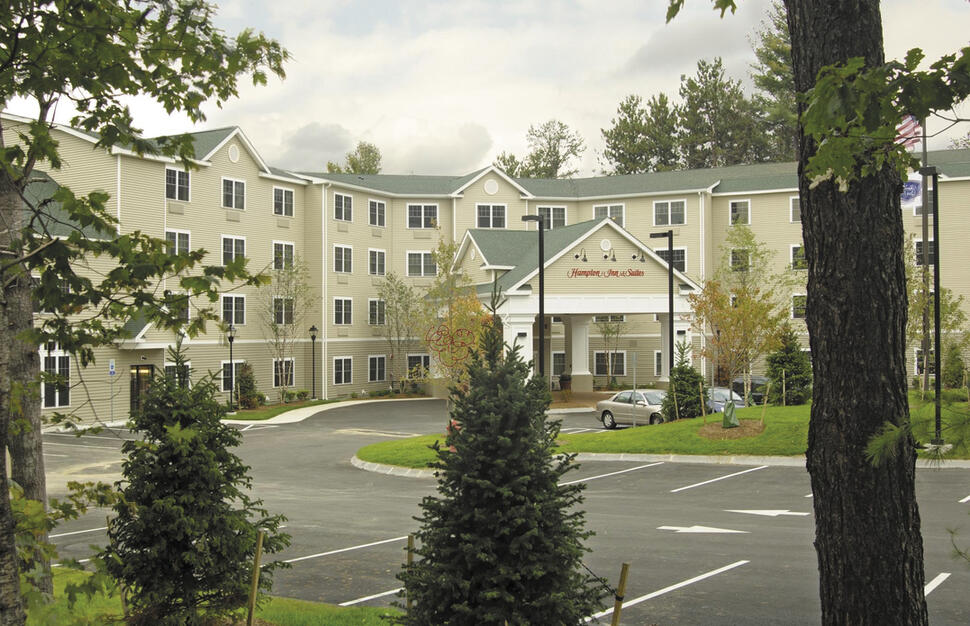 Hampton-Inn-Suites-North-Conway-8.jpg