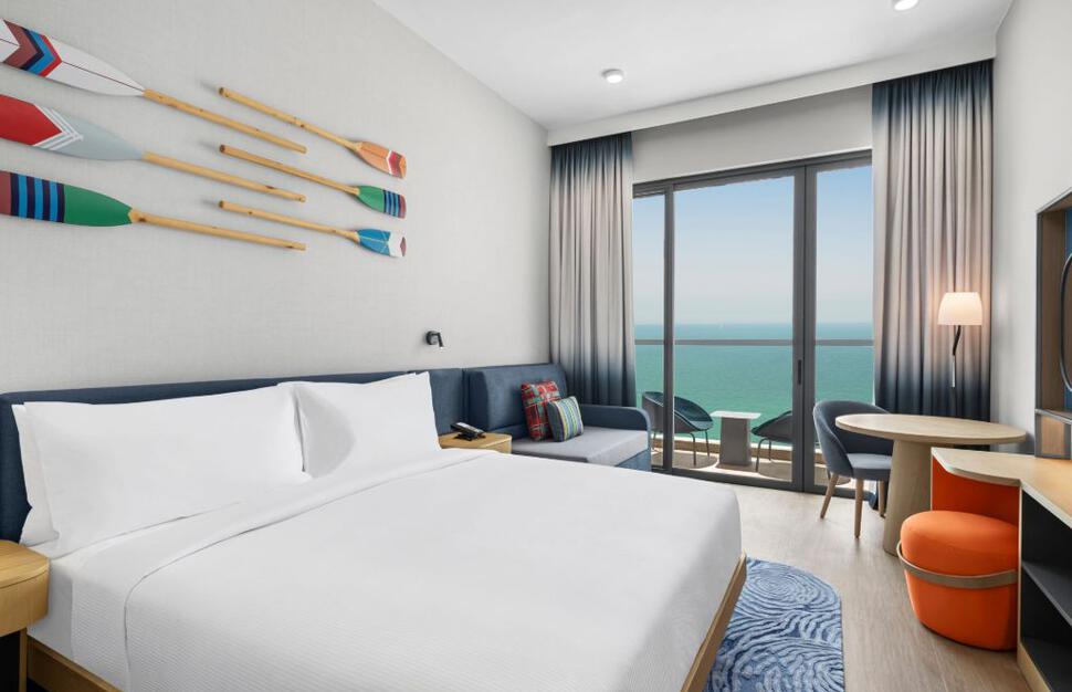 Hampton-by-Hilton-Marjan-Island-8.jpg