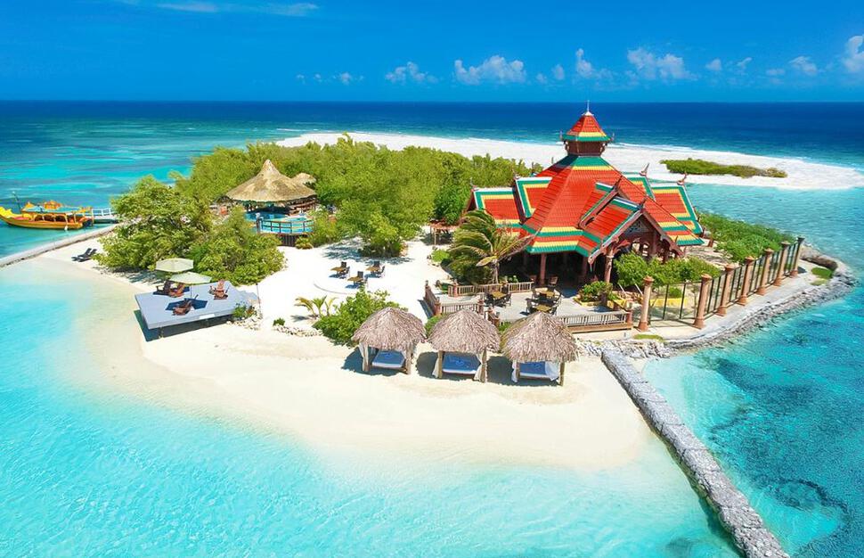 Sandals-Royal-Caribbean-Resort-and-Private-Island-1.jpg