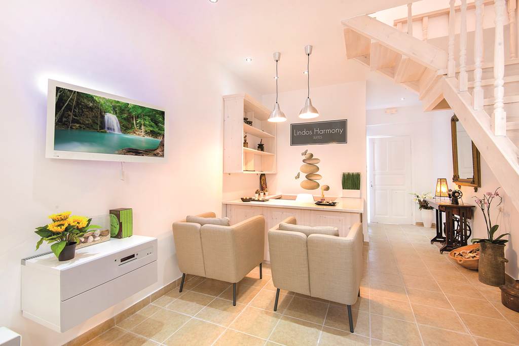 RHO_79677_Lindos_Harmony_Suites_1118_14.jpg