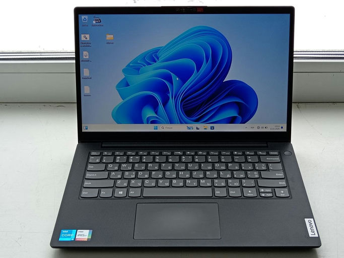 **Lenovo IdeaPad 3 14ITL6 (82H701FYUS)**
