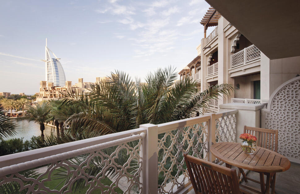 Jumeirah-Al-Qasr-2.jpg