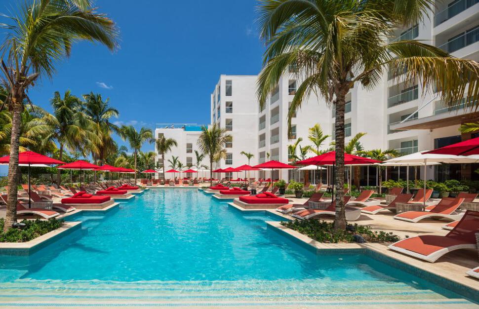 S-Hotel-Jamaica-2.jpg