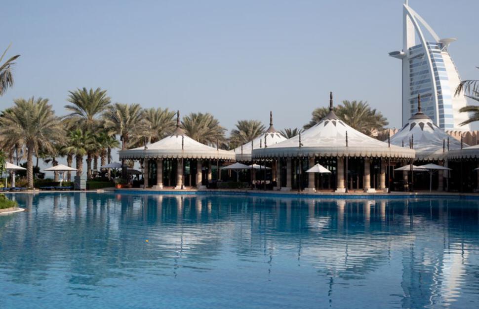 Jumeirah-Al-Qasr-3.jpg