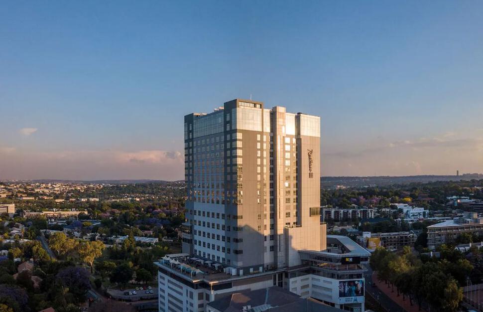 Radisson-Blu-Hotel-Sandton-17.jpg