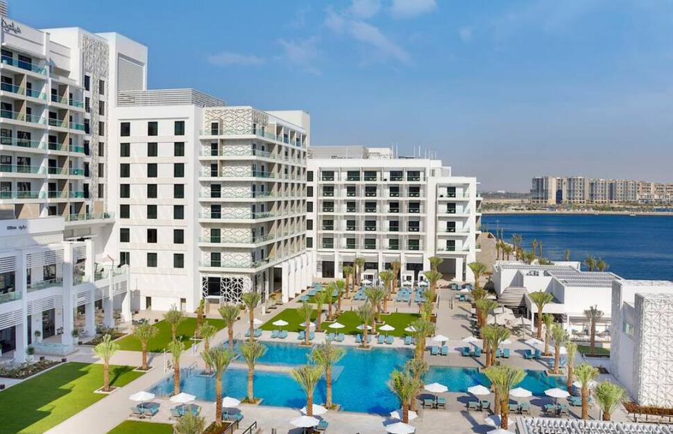 Hilton-Abu-Dhabi-Yas-Island-17.jpg