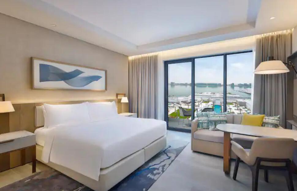Hilton-Abu-Dhabi-Yas-Island-9.jpg