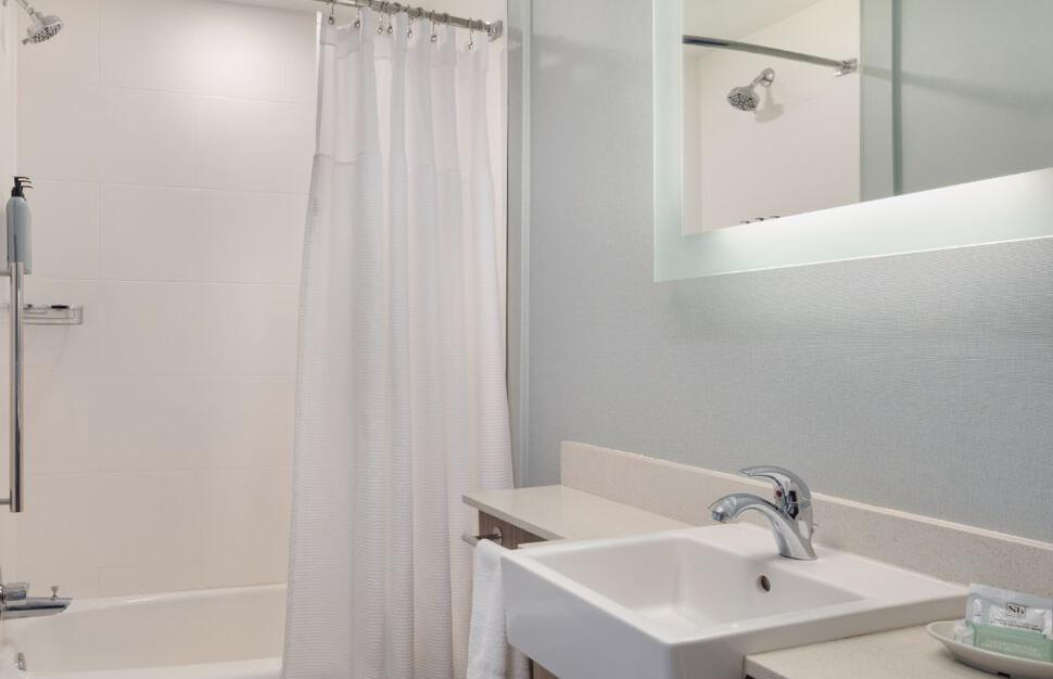SpringHill-Suites-New-Smyrna-Beach-15.jpg