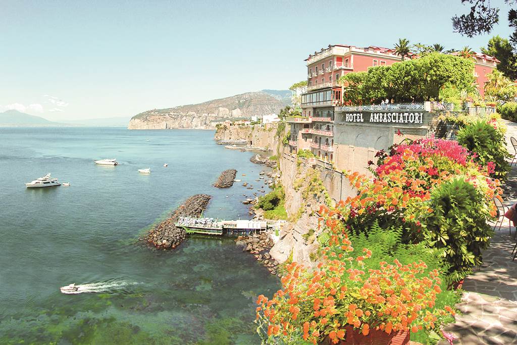NAP_73196_GH_AMBASCITORI_SORRENTO_0615_02.jpg