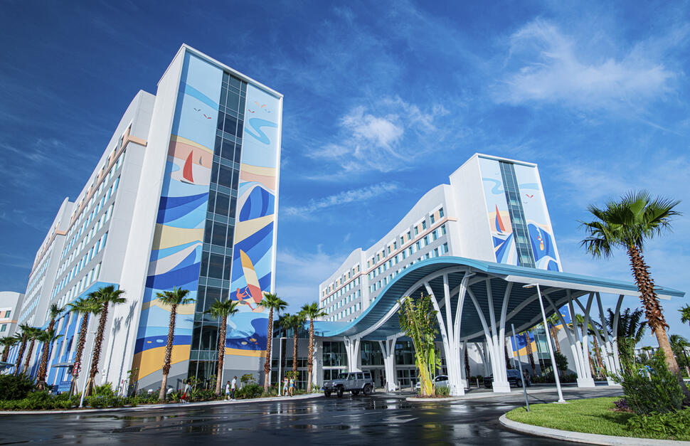 Universals-Endless-Summer-Resort-Surfside-Inn-and-Suites-1.jpg