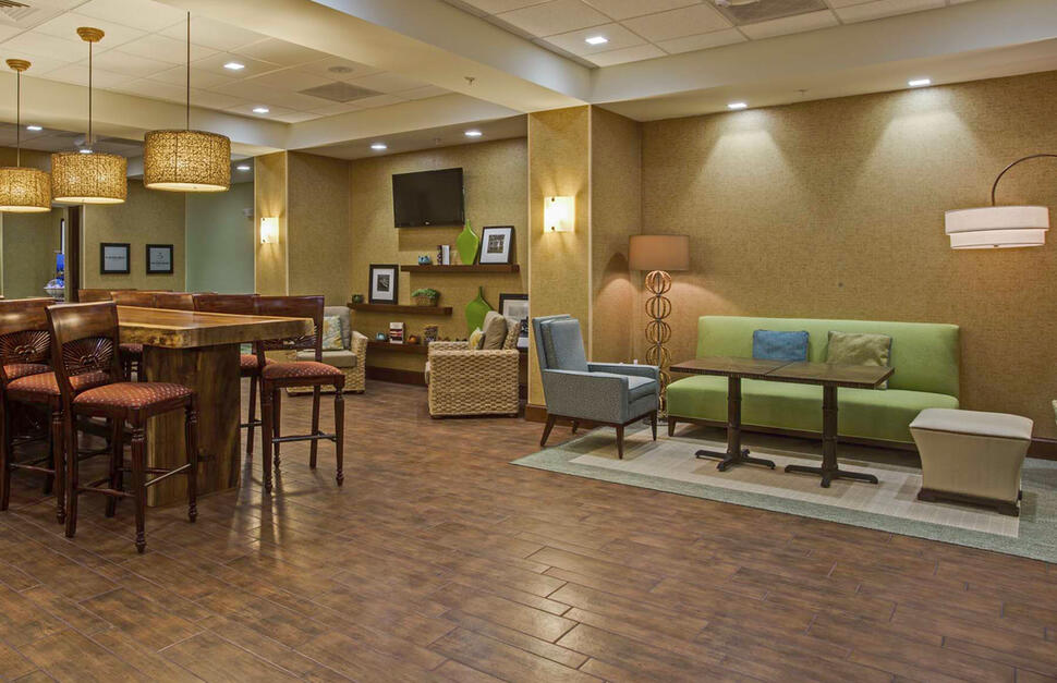 Hampton-Inn-New-Smyrna-Beach-6.jpg