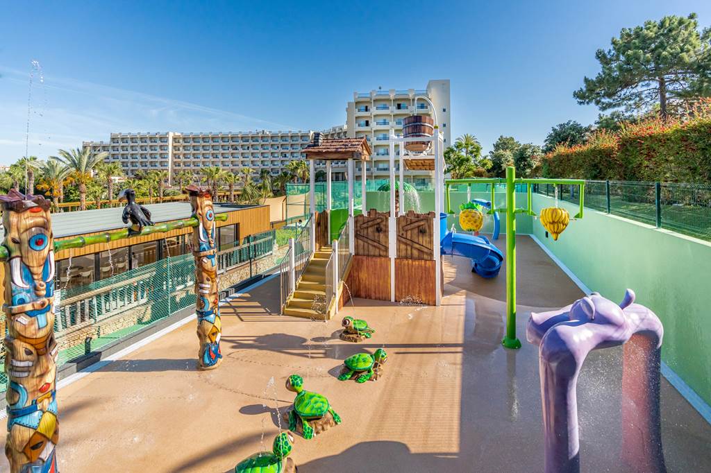 FAO_87829_3HB_Guarana_&_Slide_&_Splash_Waterpark_0724_13.jpg