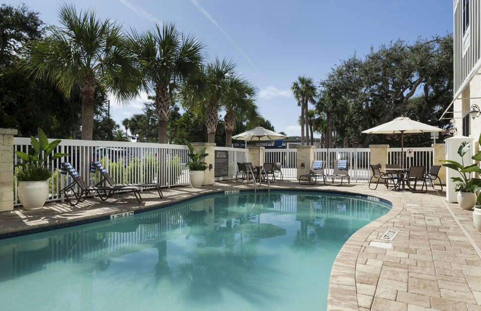 Hampton-Inn-New-Smyrna-Beach-3.jpg