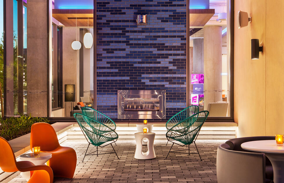 Aloft-Boston-Seaport-District-7.jpg