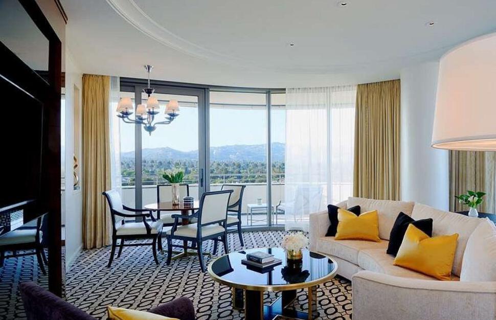 Waldorf-Astoria-Beverly-Hills-18.jpg