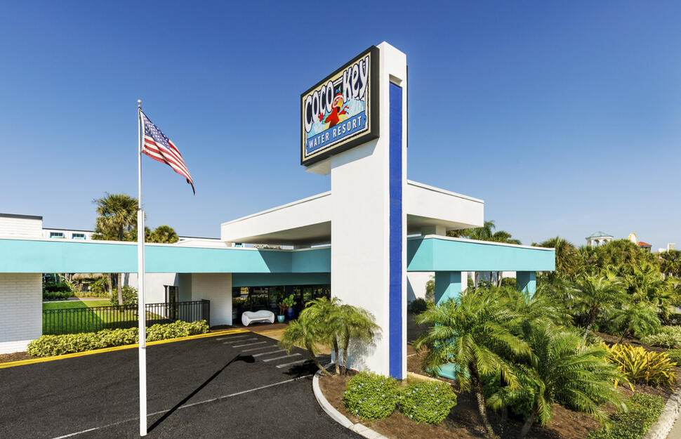 Coco-Key-Hotel-Water-Park-8.jpg