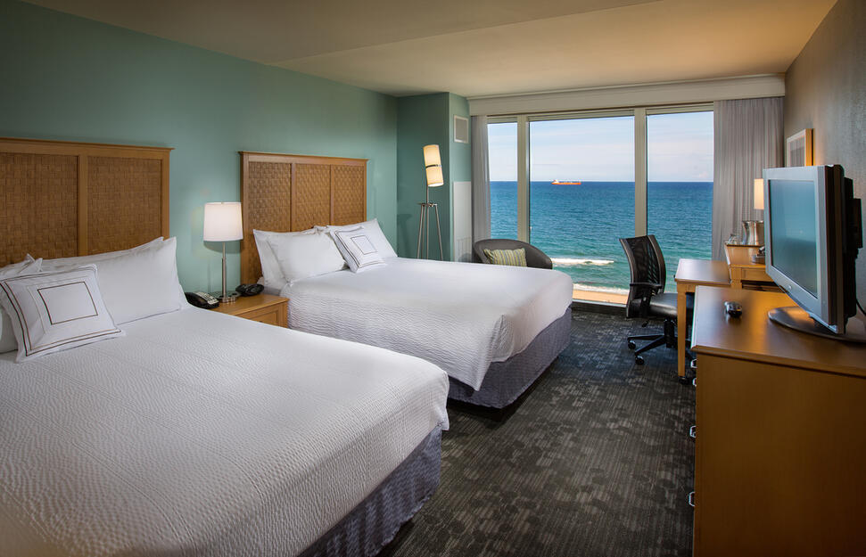 Courtyard-by-Marriott-FT.-Lauderdale-Beach-3.jpg