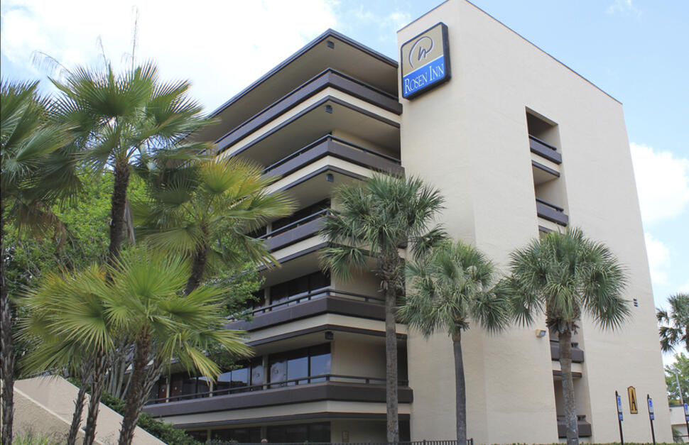 Rosen-Inn-at-Pointe-Orlando-19.jpg