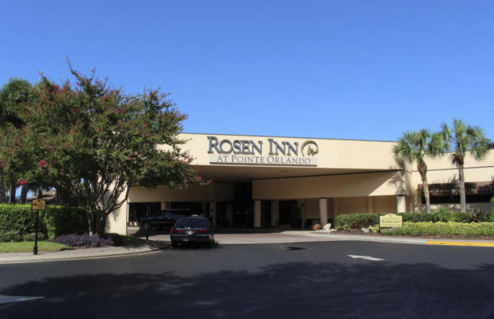 Rosen-Inn-at-Pointe-Orlando-16.jpg