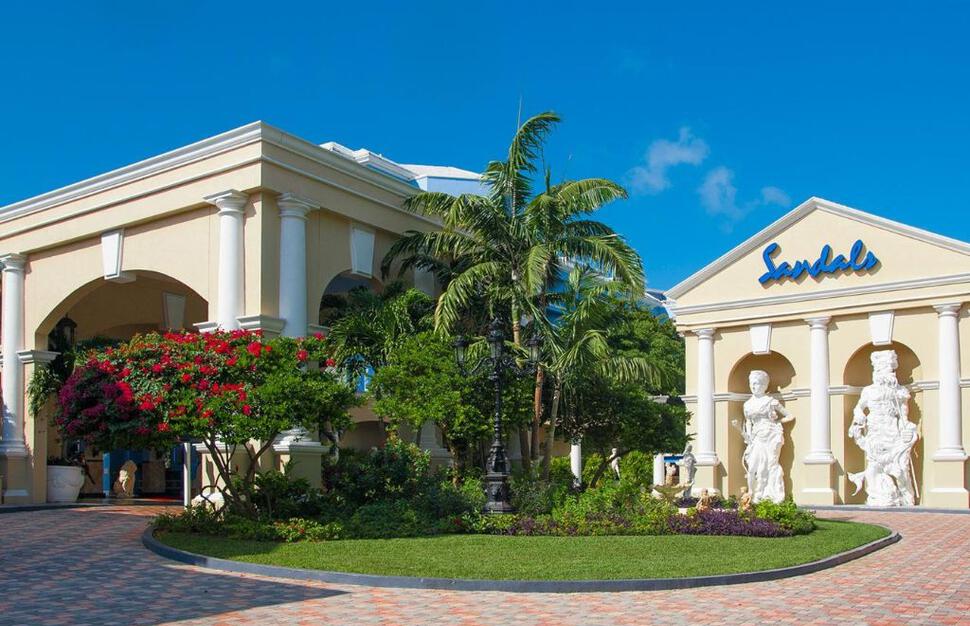 Sandals-Royal-Bahamian-Spa-Resort-Offshore-Island-19.jpg