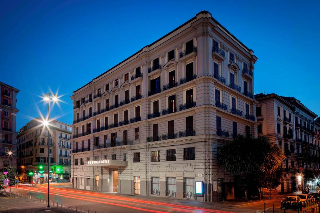 NAP_87804_UNAhotels_Napoli_0724_04.jpg