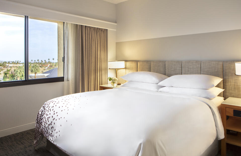 Renaissance-Palm-Springs-2.jpg