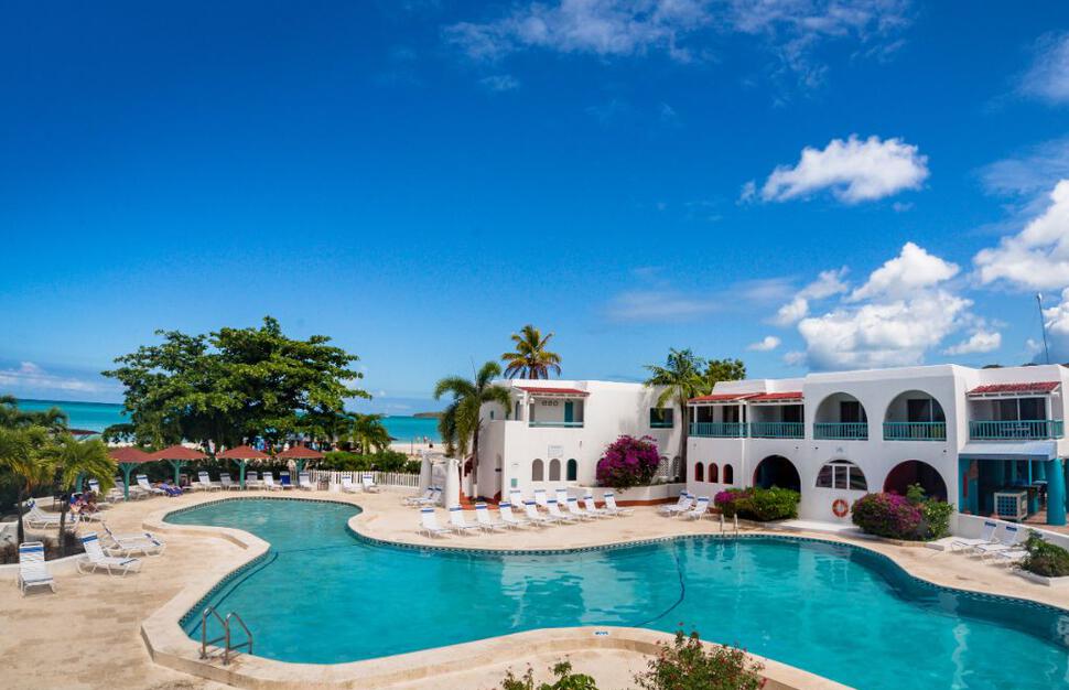 Jolly-Beach-Antigua-12.jpg
