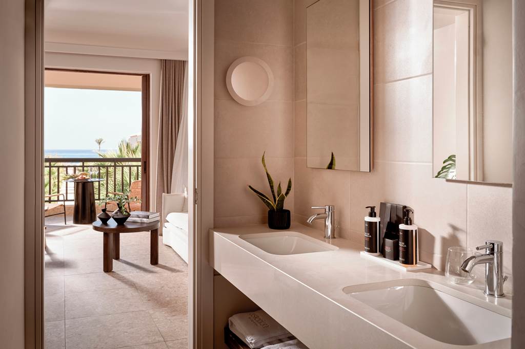 CHQ_83613_Asterion_Suites_&_Spa_0224_09.jpg