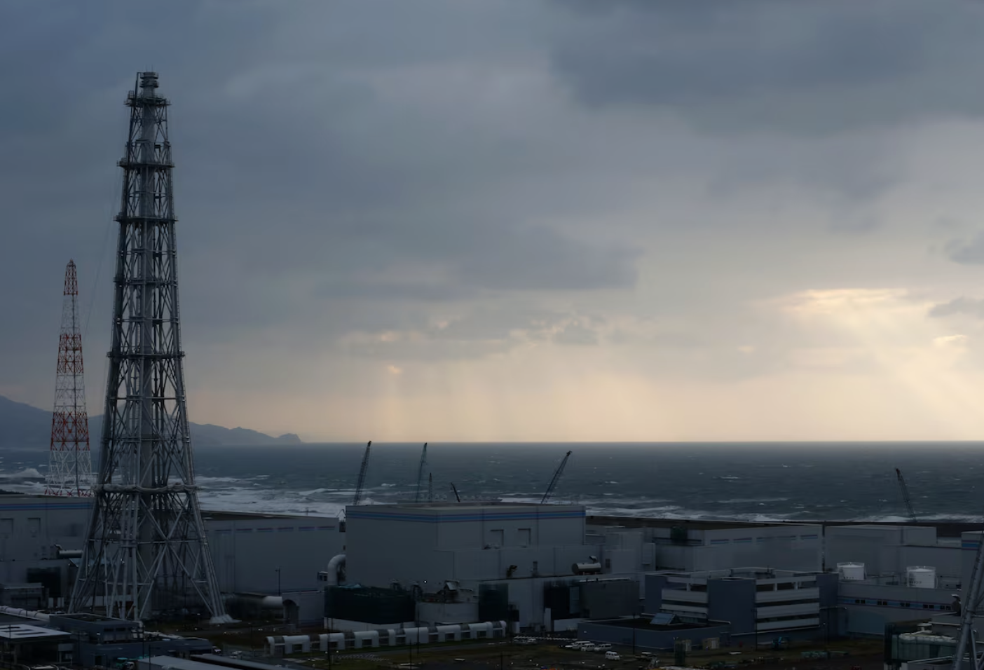 Japanese governor set to approve restart of world's biggest nuclear plant