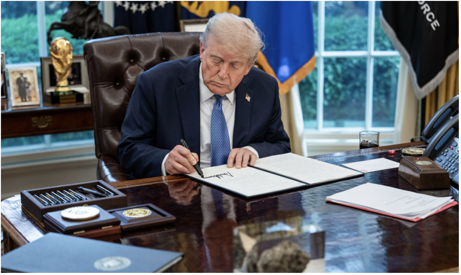 Trump Exempts Gold, Tungsten and Uranium From Global Tariffs