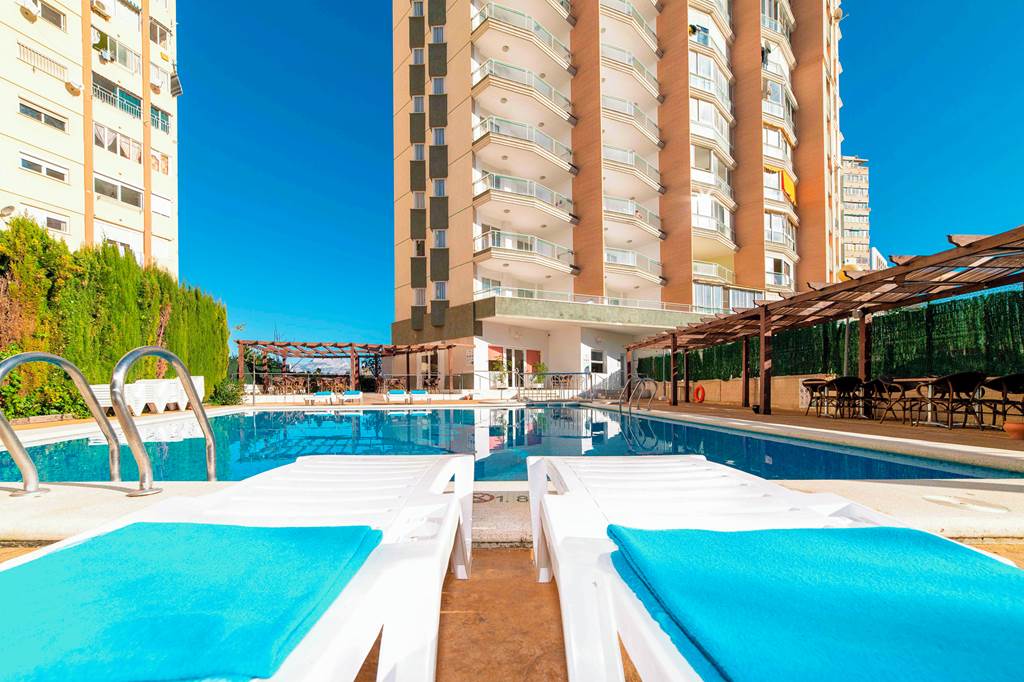 ALC_425_Playamar_Apartments_0624_09.jpg