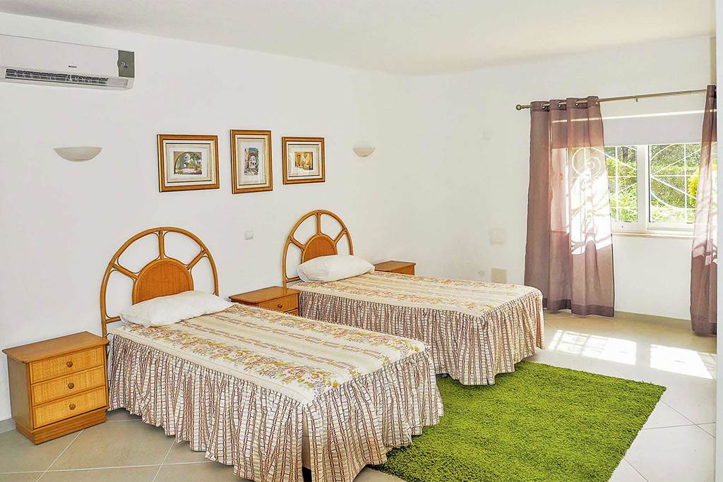 FAO_86899_Villa_Holly_Algarve_1223_09.jpg