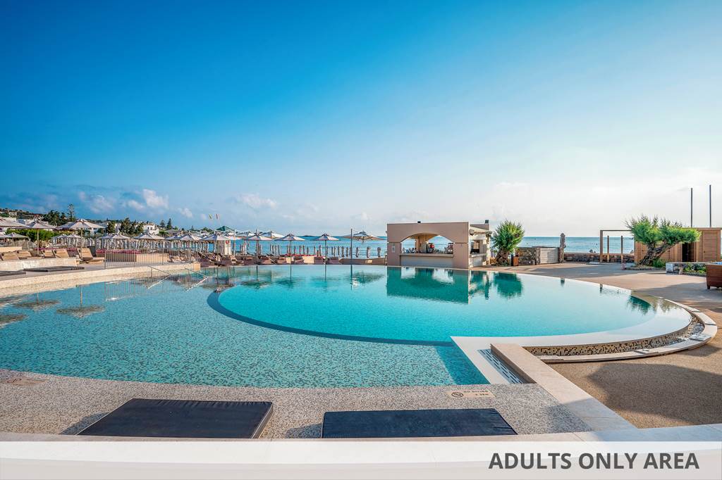 HER_71633_Creta_Maris_Resort_1124_02.jpg