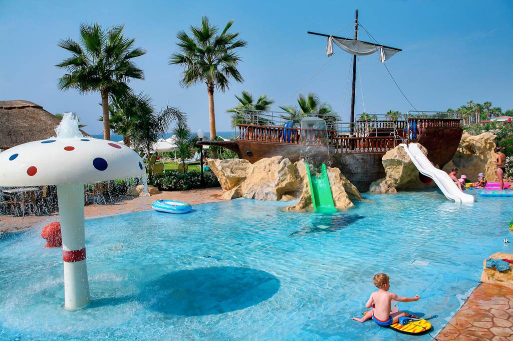 PFO_77268_Aquamare_Beach_Hotel_&_Spa_&_Aphrodite_Waterpark_1220_08.jpg