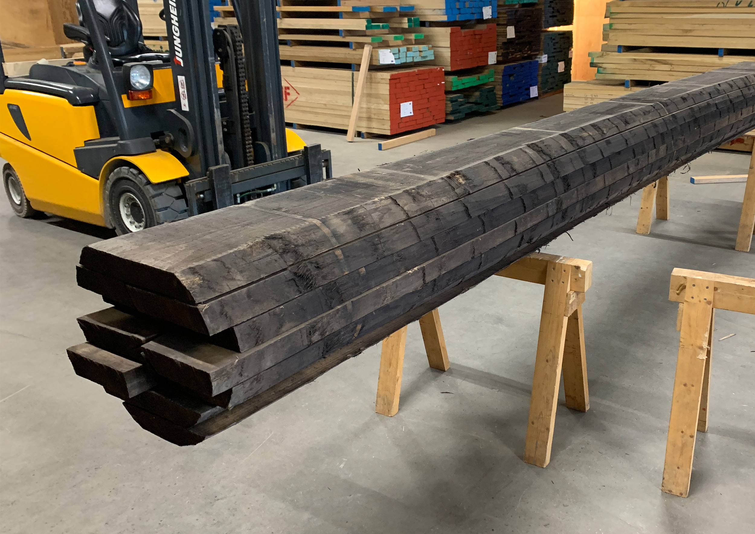 CARRIERS 03 _ WALNUT_02