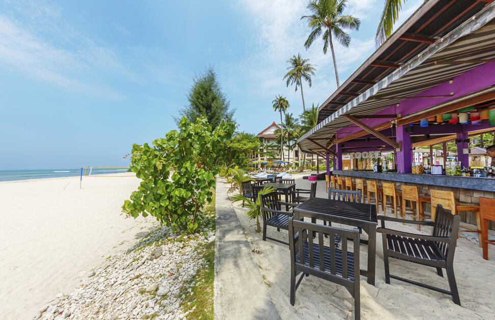 Apsara-Beachfront-Resort-Villa-10.jpg