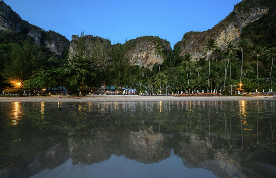 Centara-Grand-Beach-Resort-Villas-Krabi-1.jpg