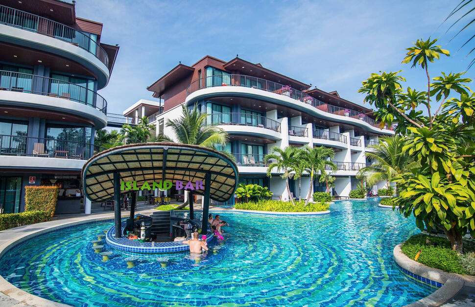 Holiday-Ao-Nang-Beach-Resort-Krabi-10.jpg