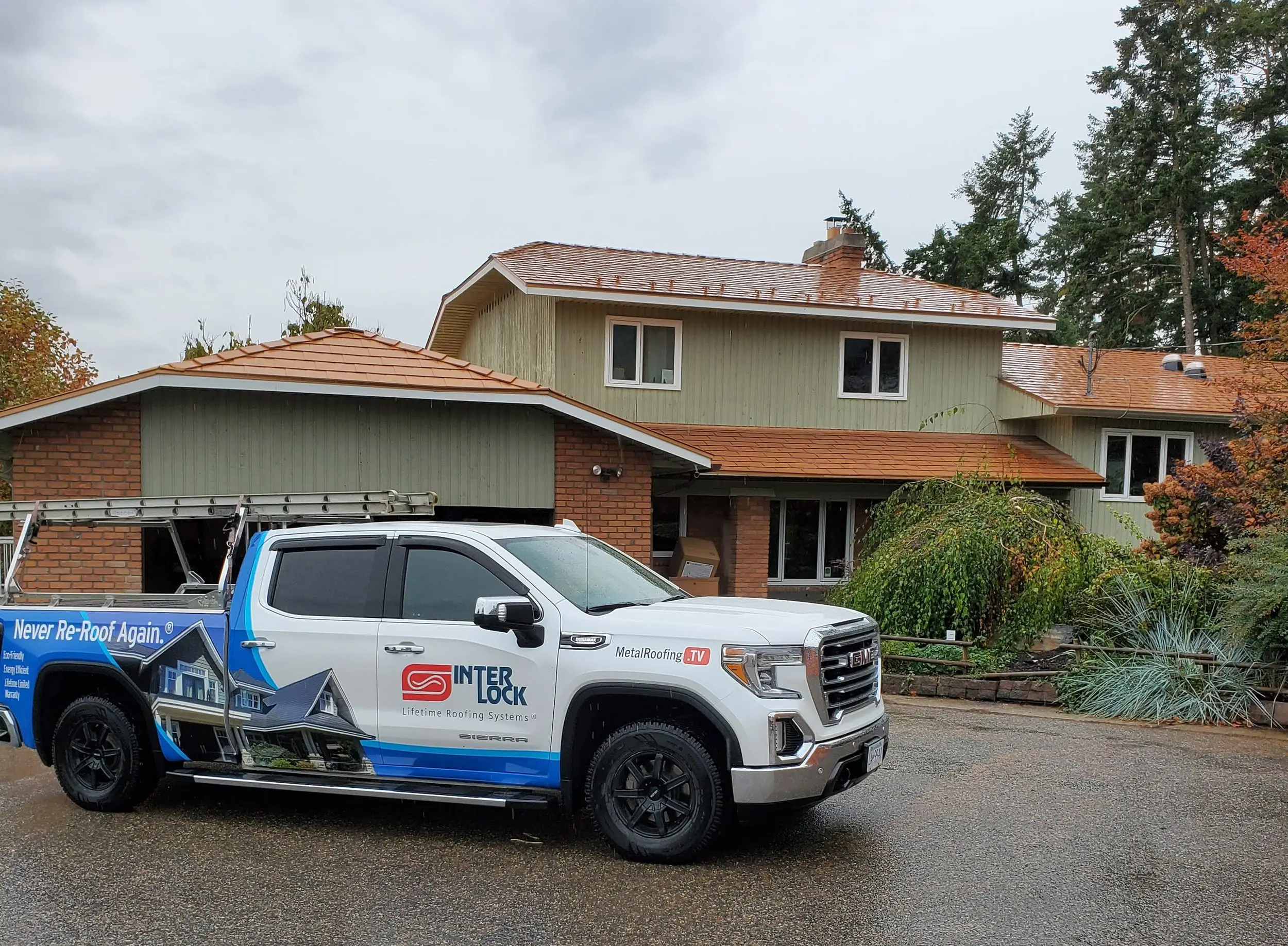 Interlock® Aluminum Slate Metal Roofing in Copper Penny – Armstrong, BC