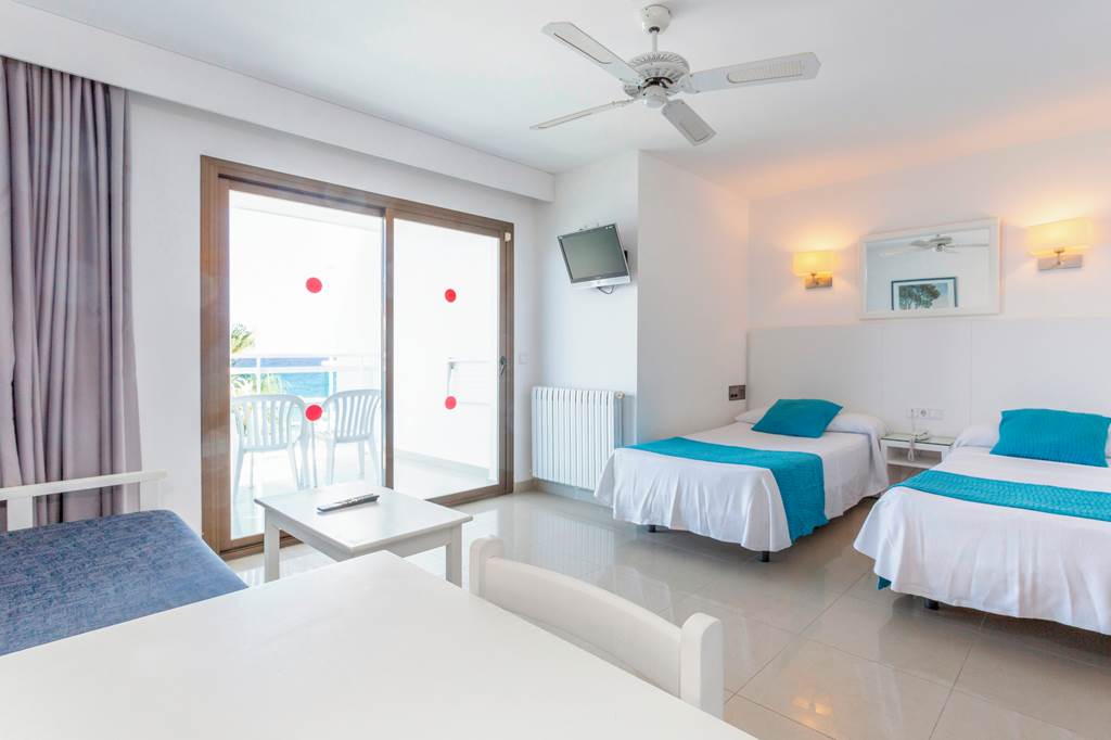 IBZ_243_Aparthotel_Nereida_1019_01.jpg
